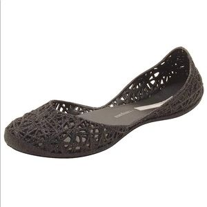 Melissa Campana black zig zag